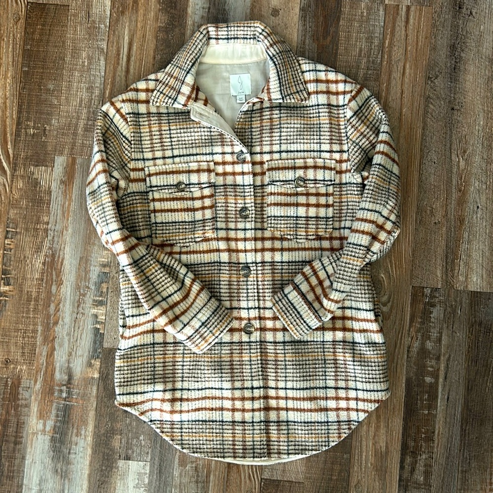 Women’s cozy flannel shacket